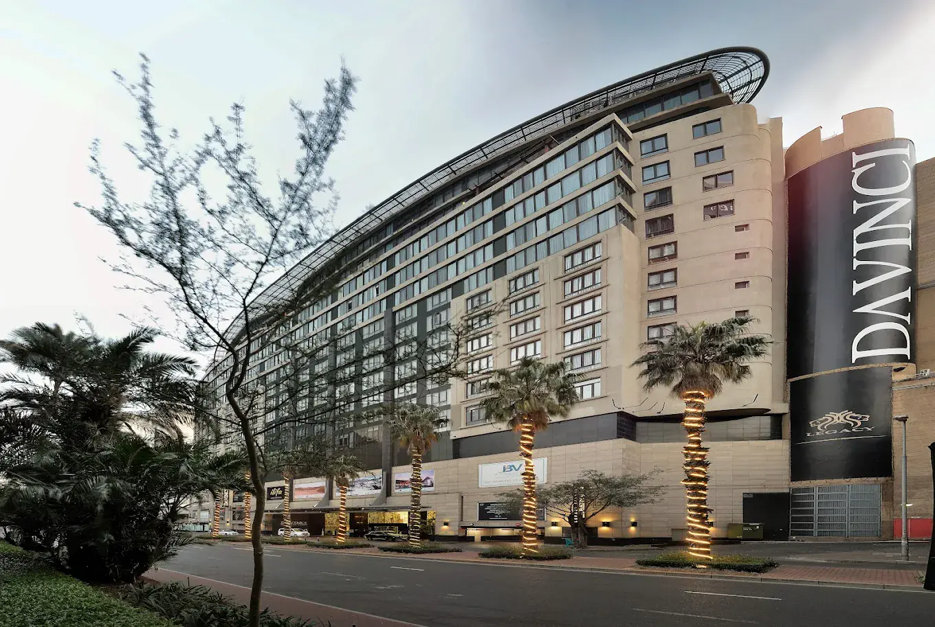 DAVINCI Hotel and Suites