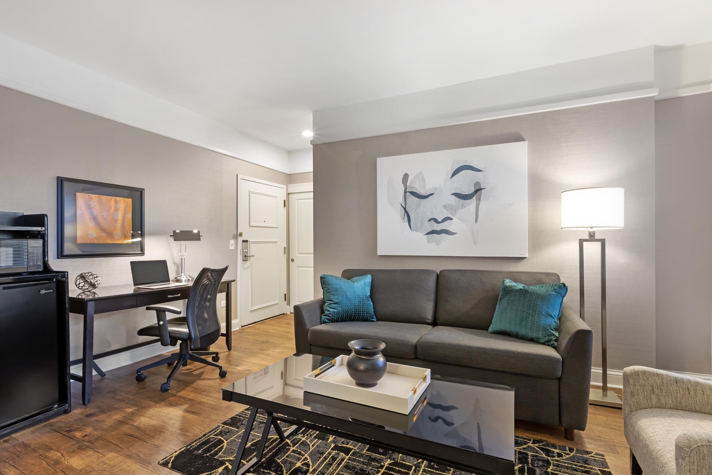 Best Western Plus Hawthorne Terrace Hotel